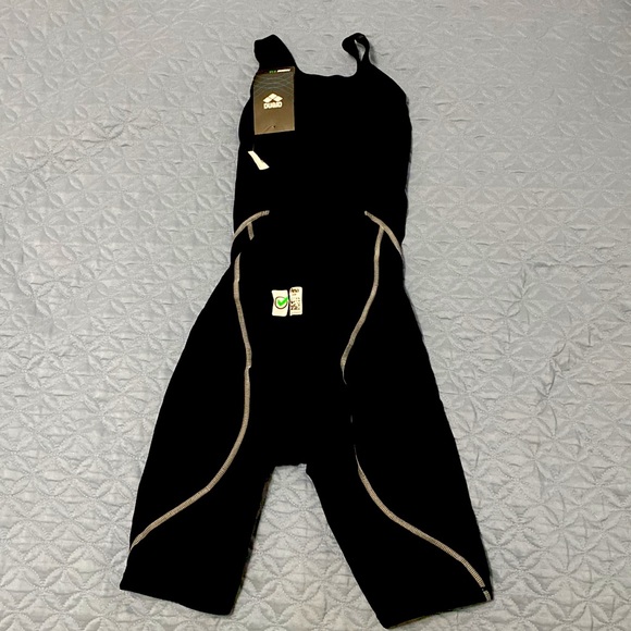 *BRAND NEW* Arena Powerskin ST 2.0 racing swimsuit size 30 women with box - Picture 2 of 8
